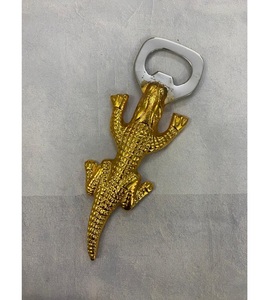 Ouvre-bouteille en métal en forme de <span class=keywords><strong>Crocodile</strong></span> en laiton AK en or et argent fini article de style moderne pour accessoires de bar/ustensiles de cuisine - Product Image 1