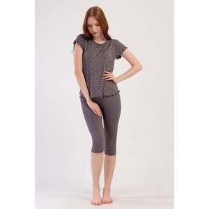 Conjunto de pantalón capri y blusa con lazo en el cuello KADIN LYC VISCON XXL KAYIK YAKA FIYONKLU BIBILALI KISA KOL - Color Humo - Product Image 1