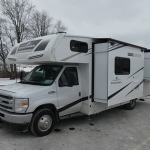Nueva Remolque-Camper Coachmen Freelander 26DSF 2026 en Venta para Camping y Viajes - Product Image 1