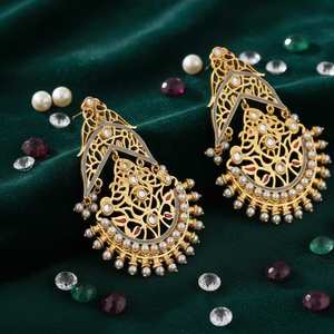 ต่างหูชานดาบาลีแบบคลาสสิกชุบทองประดับลูกปัดลายฉลุสำหรับผู้หญิง เครื่องประดับทำมือสไตล์อินเดียสำหรับงานแต่งงาน - Product Image 5