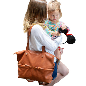 Sacs à langer de luxe en cuir PU écologiques sac à dos de rangement pour couches de bébé solide personnalisé accessoire indispensable de maternité pour maman - Product Image 5