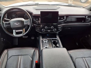 Neatly used Limited 4dr SUV 4WD - Product Image 3