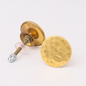 Boutons de tiroir en laiton de qualité supérieure faits à la main poignées de commode porte d'armoire en laiton doré poignées de placard de cuisine disponibles pour - Product Image 4