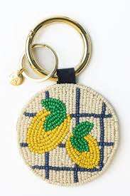 Llaveros Bordados con Cuentas de Estilo Nuevo en Rojo y Blanco para Bolsos, Llaveros con Cuentas de Semillas, Trabajo de Bordado con Diseño Personalizado - Product Image 4