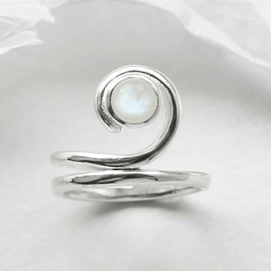 Elegant Nature-<b>Inspired</b> Sterling Silver Gemstone Vine Ring Oval Cut Natural Stone with Bezel Setting for Parties - Product Image 1