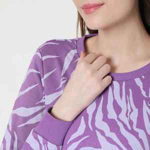 สเวตเชิ้ตผู้หญิงแบบคลาสสิกพอดีตัวเหมาะสำหรับทั้งชั้นหรือใส่สบายๆสเวตเชิ้ตแบบปกติพอดีตัว - Product Image 2