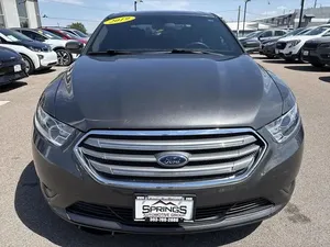 Ford Taurus SEL 2019 - Product Image 3