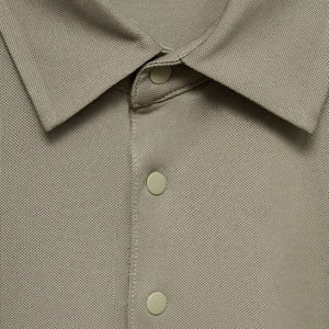 Polo d'été décontracté à coupe ajustée pour homme, popeline 100% coton, motif imprimé personnalisable, vert olive, anti-rétrécissement et anti-rides - Product Image 5
