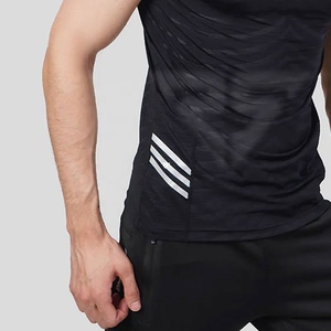 Ropa de gimnasio Ropa Hombres Camisetas sin mangas Logotipo personalizado Algodón Poliéster Color sólido Camiseta sin mangas básica para hombres - Product Image 6