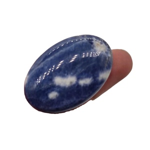 Wholesale OEM <b>Crystals</b> Supply Box Logo Sodalite Tumbles Through-Carved 20-25MM Love Gemstone Home Decoration <b>Feng</b> <b>Shui</b> Style - Product Image 3