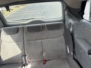 TO-YO-TA SI-EN-NA LE 2009 DE ALTA DEMANDA, 7 PASAJEROS, TRANSMISIÓN AUTOMÁTICA, MOTOR V6 - Product Image 4