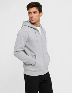 Sudadera con capucha informal para hombre con cremallera, tela suave y duradera, y capucha ajustable para un confort confiable durante viajes y actividades al aire libre. - Product Image 2