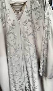 Vêtements musulmans traditionnels islamiques élégants et modestes pour femmes Caftan de mariée de qualité supérieure Abaya Style Dubai-Accessoire inclus - Product Image 4