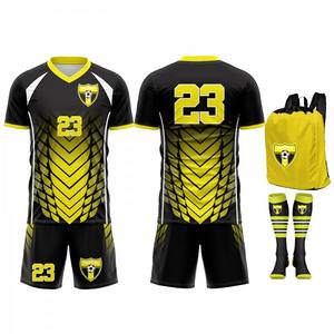 Ensemble de maillots de football en polyester 100% personnalisé Vêtements d'uniforme pour hommes Kits de costumes de football français avec sublimation maillot de football - Product Image 1