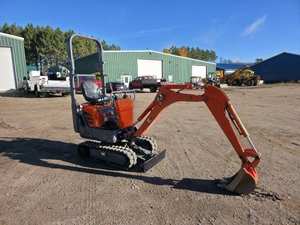 Miniexcavadora Kubota K008-3 2018: Potencia Ultracompacta para Proyectos de Acceso Limitado - Product Image 3