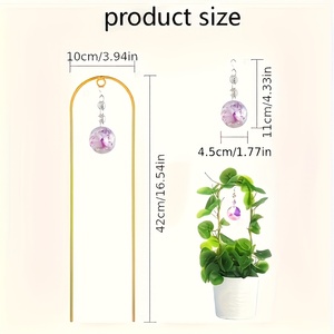 Deux treillis végétaux en EVA doré avec un pendentif en cristal - pour décorer les jardins intérieurs ou extérieurs - Product Image 2