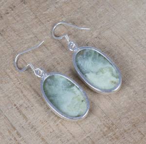 Boucles d'oreilles à crochet en argent sterling avec opale verte, bijoux faits à la main, pierre de naissance d'octobre, cadeau élégant en pierre précieuse pour femmes - Product Image 3