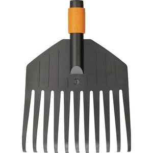 For FISKARS QuikFit <b>Small</b> Garden Hand <b>Tool</b> 220 mm Working Width Leaf Rake - Product Image 1