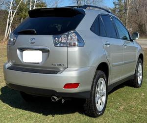Lexus RX 350 Turbo AWD 2008, sièges en cuir, transmission automatique R17, voiture d'occasion en bon état - Product Image 2