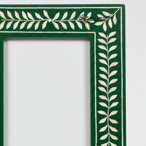 Premium Green Bone Inlay <b>Frame</b> Handmade Modern Striped Mosaic Design for Artistic and Sophisticated Spaces - Product Image 2