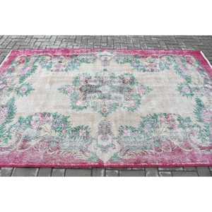 Vintage Turkish Rug 5.6x9.1 ft, <b>Red</b> Large Animal Print <b>Wool</b> Rug - Product Image 3