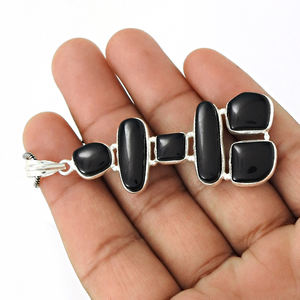 จี้โอนิกซ์สีดำสินค้าขายดี925สเตอร์ลิงอัญมณีธรรมชาติขายส่งอินเดีย - Product Image 3