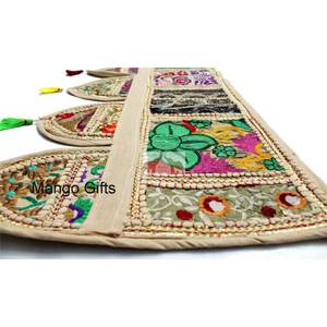 Toran indien fait main, décoration festive, patchwork décoratif, garniture de fenêtre et de porte, suspension murale, rideaux et cantonnières - Product Image 3
