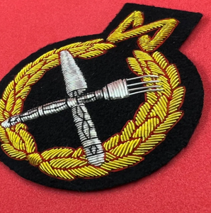 Insignia Bordada a Mano de Tenedor y Cuchillo, Insignia de Hilo Metálico Dorado para Blazer, Insignias de Hilo Metálico Ligeras OEM - Product Image 5