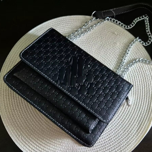 Bolso de cuero de estilo moderno para mujer, elegante bolso de mano de PU, ideal para viajes de oficina y moda diaria del fabricante indio - Product Image 1