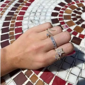 Bague étoile ouverte en or massif 14 carats diamant de laboratoire Unique délicate bague de fiançailles céleste élégante bijoux fins cadeau - Product Image 2