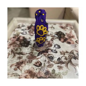 Fashion-Forward <b>Velvet</b> Knotted <b>Headband</b> for Girls Trendy Paw Print Beaded Accessory - Product Image 1