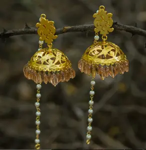 Perhiasan Jhumka mutiara alami perak murni 925 berlapis emas 18K | Kualitas Premium Mate selesai anting emas dengan rantai mutiara