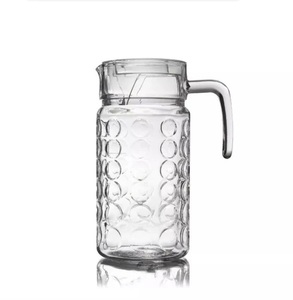 Jarra de Vidrio Amarillo de Diseño de Lujo TQC con Tapa Metálica, Capacidad de 1L, Hecha a Mano para Agua, Vino, Té, Moderna y Lujosa para la Mesa de la Cocina - Product Image 4