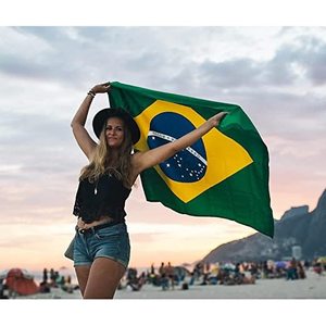 Bandera de Brasil Bordada de 3x5 Pies, Fabricada en EE. UU. por USA TOP FLAGSINC, con Franjas Cosidas, Resistente para Exteriores, con Ojales de Latón, 350g - Product Image 1