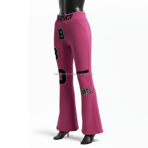 Pantalones Acampanados para Mujer, Tela de Poliéster y Elastano de 300 g/m², Color Magenta, Parche de Letras, Aplique con Logotipo Personalizado, Estilo Deportivo - Product Image 4