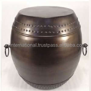 โต๊ะกระจกด้านบนโต๊ะข้างทันสมัยเป็นมิตรกับสิ่งแวดล้อมโต๊ะกาแฟสำหรับห้องนั่งเล่นห้องนอนตกแต่งสำนักงานโลหะทนทานสำหรับส่งออก - Product Image 2