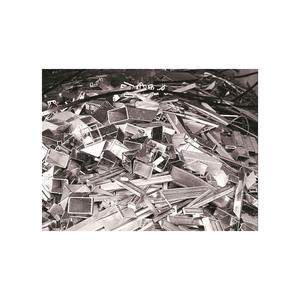 6063 de chatarra de aluminio procesada, limpia y clasificada para una reutilización eficiente de refinación y metales - Product Image 5