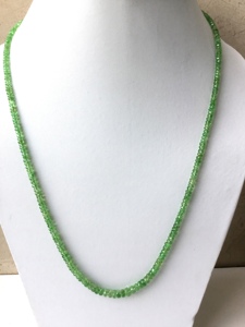 Collier de perles facettées en tsavorite, pierre précieuse naturelle, perles de tsavorite pour la fabrication de bijoux fins, collier de perles de pierres précieuses - Product Image 4