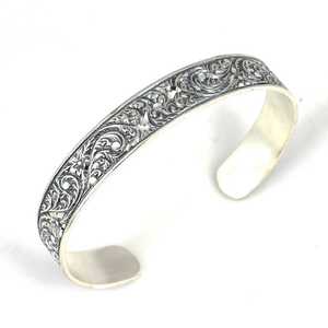 925 Sterling <b>Silver</b> Handcrafted Bracelet with Motif and <b>Pen</b> Design for Gift Occasions - Product Image 1