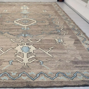 Tapis d'intérieur Oushak contemporain moderne, noué à la main en laine/soie, design turc original, taille personnalisée, motif abstrait, lavable - Product Image 1