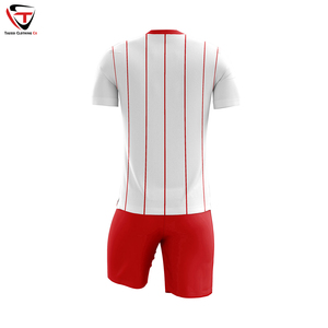 Ensembles d'entraînement de football de haute qualité avec impression de logo personnalisé uniformes pour jeunes adultes taille plus maillots d'équipes pour hommes techniques de sublimation - Product Image 2