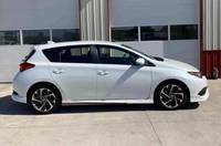 Voitures d'occasion au prix de gros le plus bas, Toyota Corolla IM Hatchback 4D à vendre