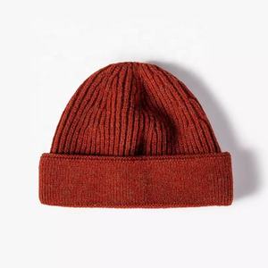 Vente en gros de bonnets d'hiver décontractés en molleton 100% coton imperméable, logo personnalisé brodé, couvre-chef d'extérieur, fermeture à pression, unisexe - Product Image 3