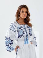 Nouvelle robe ukrainienne blanche à l'allure vintage en gros avec broderie rouge et pompon à manches longues Maxi meilleure robe