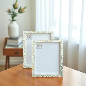 Cadre photo en os écologique, design élégant en mosaïque, fait à la main, personnalisable, pour le salon, mur/table - Product Image 3