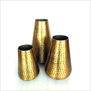 แจกันดอกไม้อลูมิเนียมคุณภาพสูง ดีไซน์ทองเหลือง งานโลหะอินเดีย ของตกแต่งบ้าน ขายส่งจากโรงงานโดยตรง ราคาดีที่สุด - Product Image 5