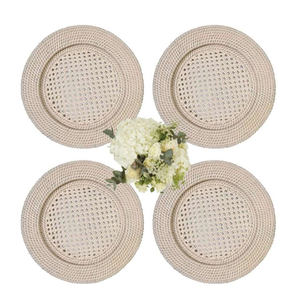 จานรองอาหารหวายสีน้ำเงินสไตล์โบโฮสุดหรู ทำมือ ลายดอกไม้ พร้อมแผ่นรองจานลายดอกไม้และของตกแต่งโต๊ะขอบหยัก  รับผลิตแบบ OEM ODM จากเวียดนาม - Product Image 4