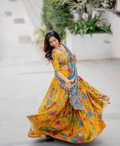 Traje Lehenga Choli de Alta Calidad con Estampado Kalamkari en Tela Mono Net Suave para Mujer, Ideal para Bodas y Fiestas, Vestido Anarkali Indio de Primera Calidad KUNJ - Product Image 2