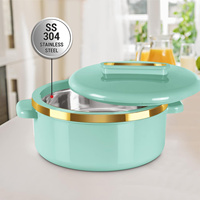 Ensemble de cuisine écologique en acier inoxydable Instant Traders avec plat de service, marmite et chauffe-plat isolé