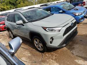 โตโยต้า RAV4 XLE พรีเมียม ไฮบริด ปี 2021 (รถยนต์มือสองสำหรับขาย) - Product Image 2